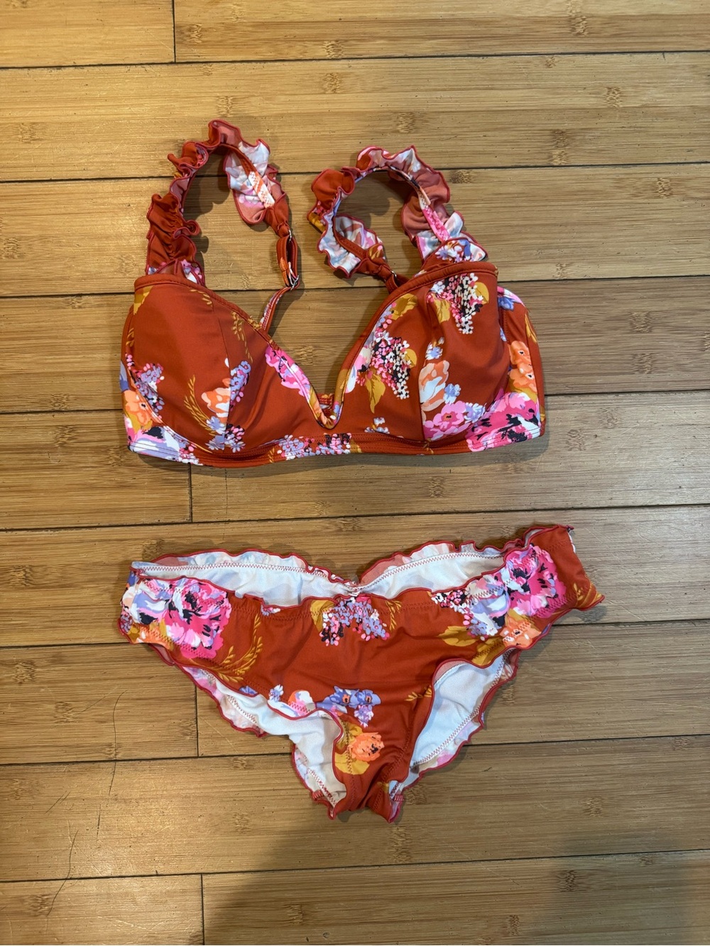 NWOT Floral Ruffle Very Cheeky Bikini Set in Rust Red